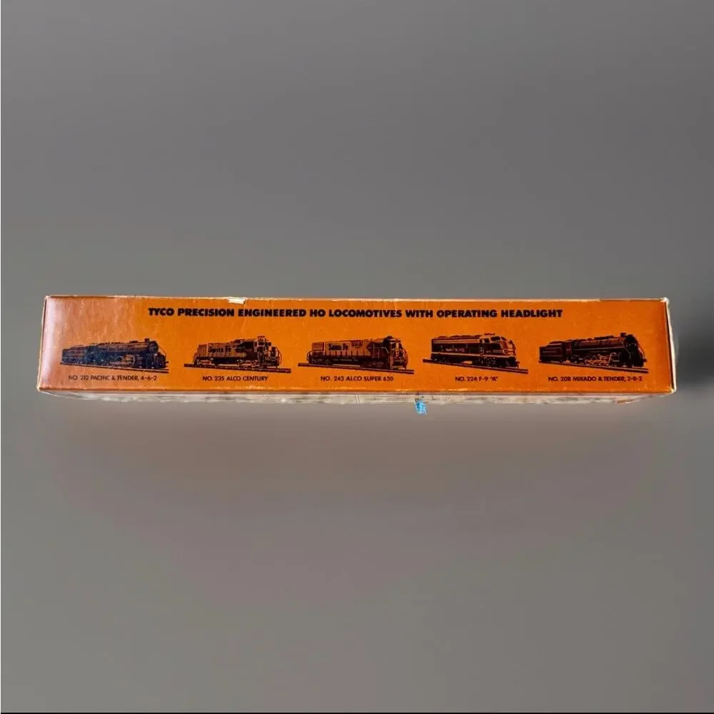Vintage TYCO HO Scale ATSF Piggyback Flat Car w/ 2 Union Pacific Trailers Boxed